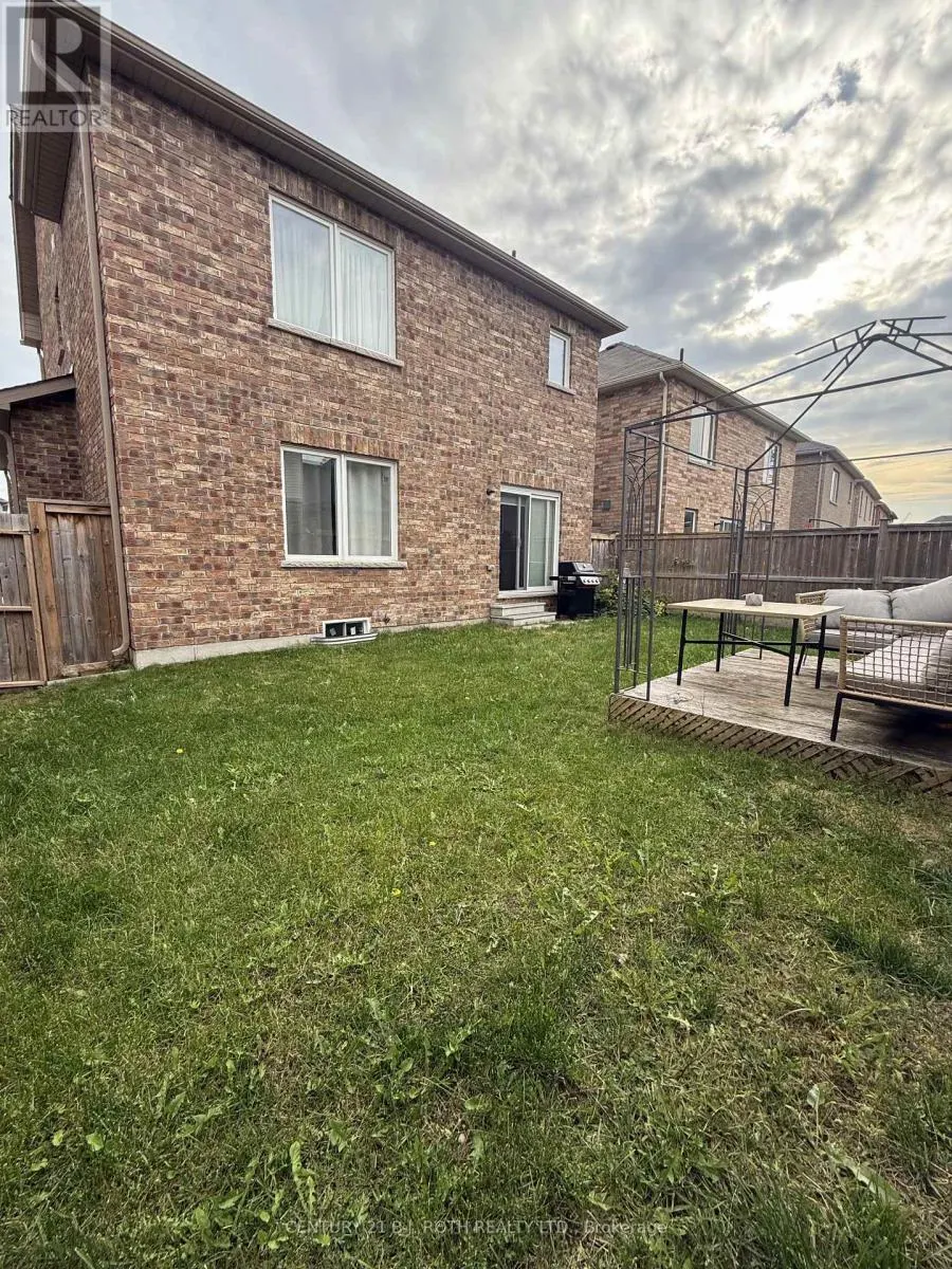 67 MEGAN CRESCENT