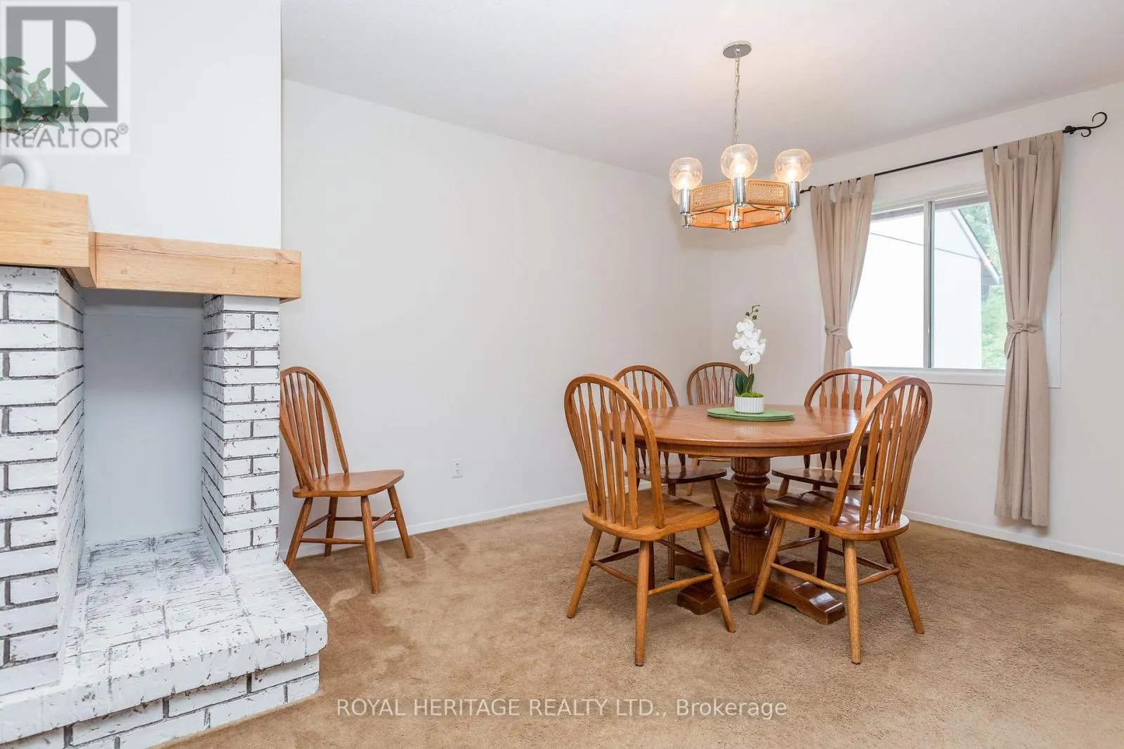 311 - 1102 HORSESHOE VALLEY ROAD W