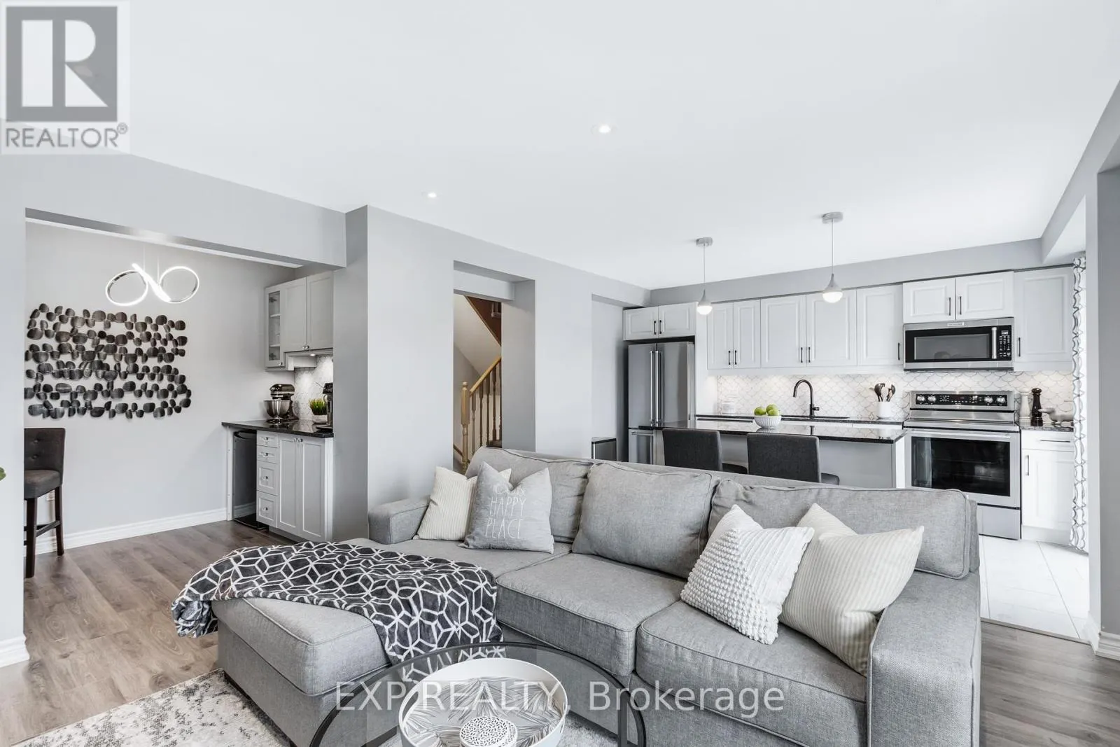 11 KODIAK TERRACE