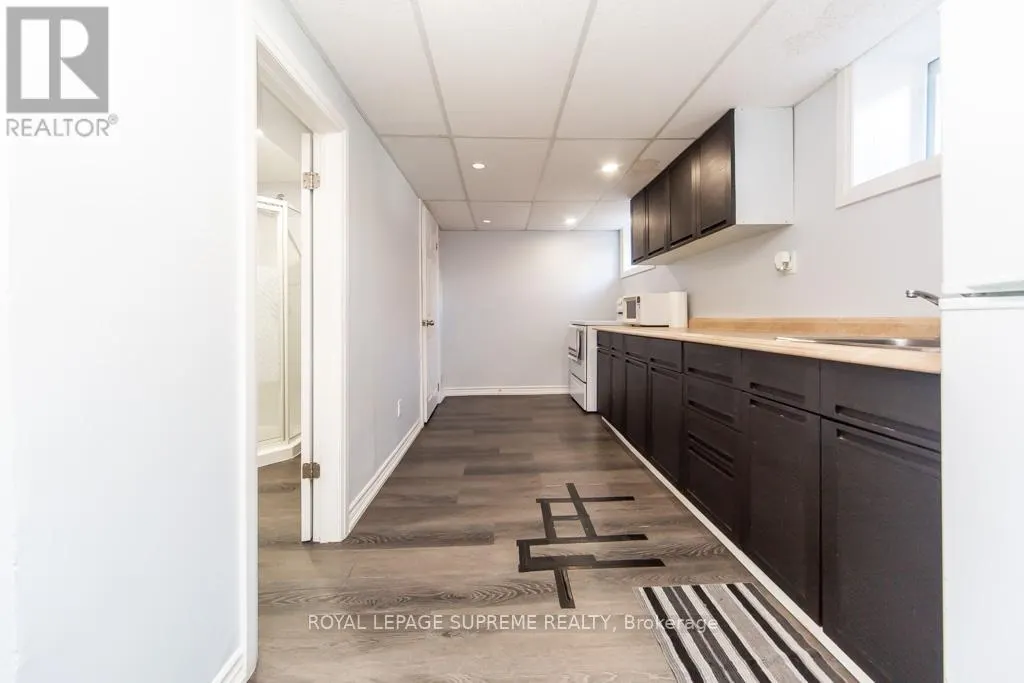 248 MISSISSAGA STREET W