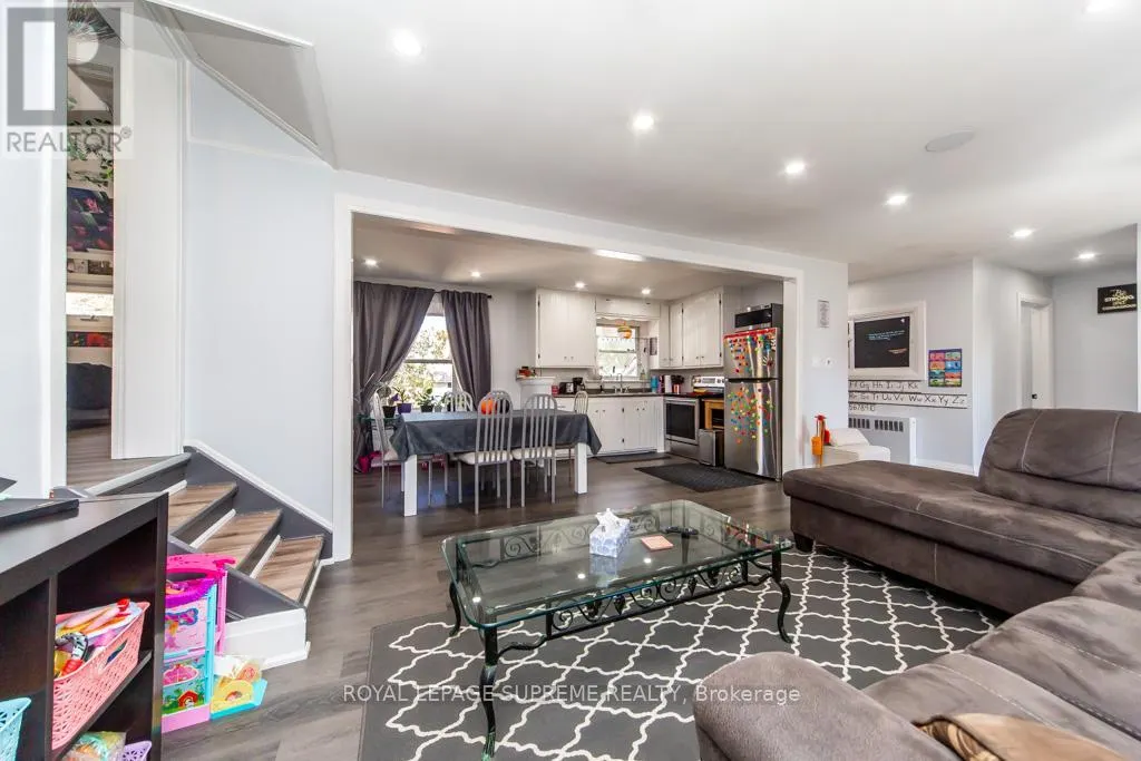 248 MISSISSAGA STREET W