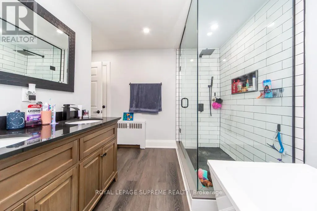 248 MISSISSAGA STREET W