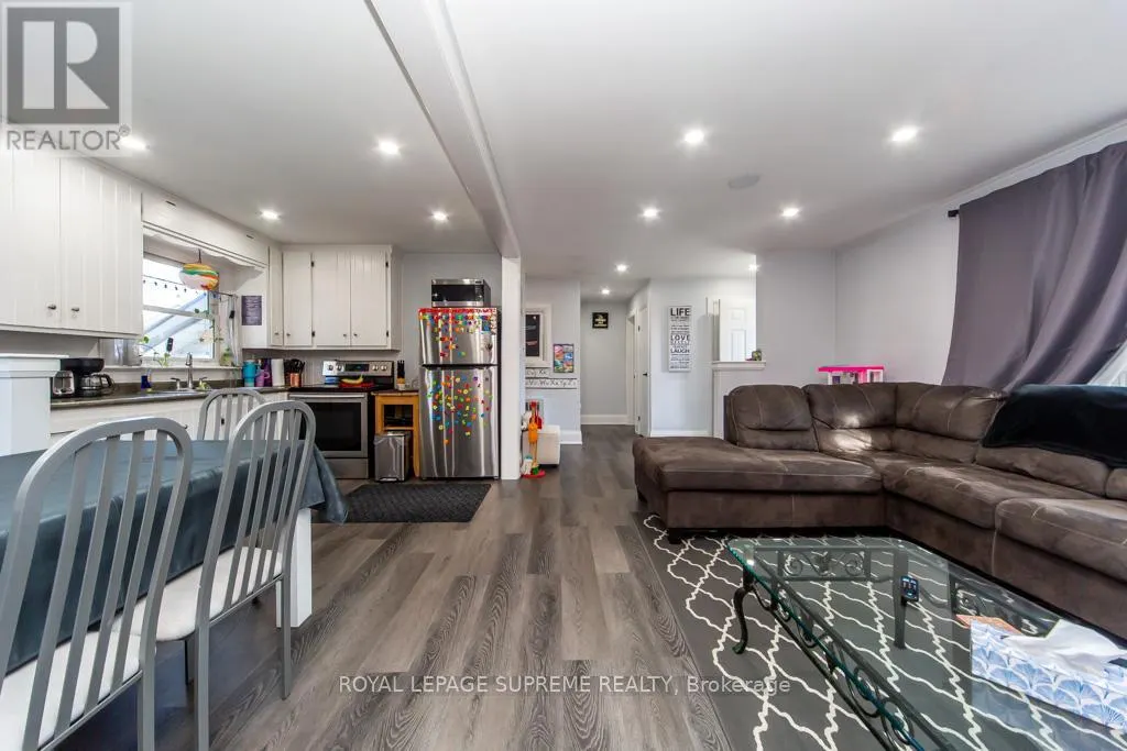 248 MISSISSAGA STREET W