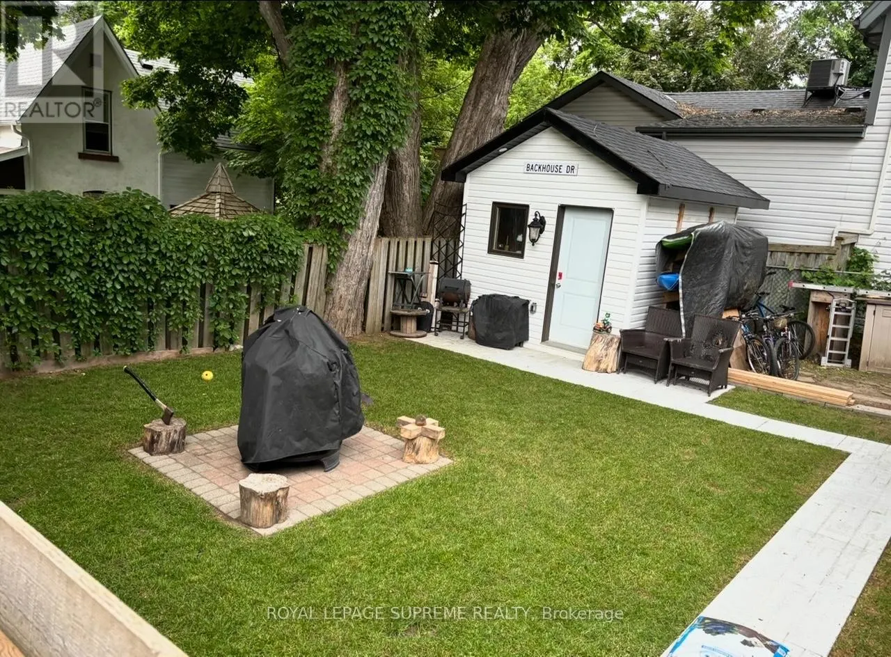 248 MISSISSAGA STREET W