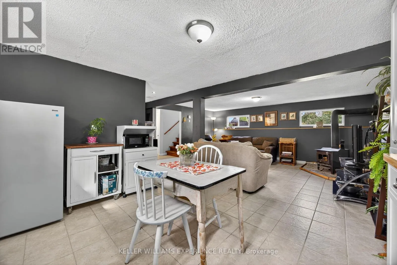 10 CONDER DRIVE