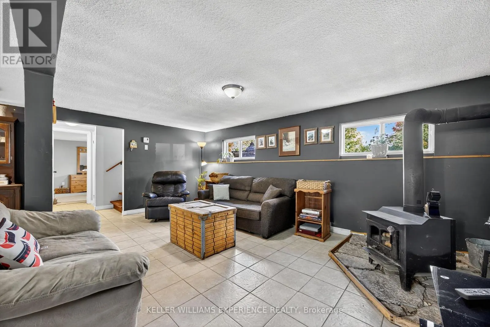 10 CONDER DRIVE