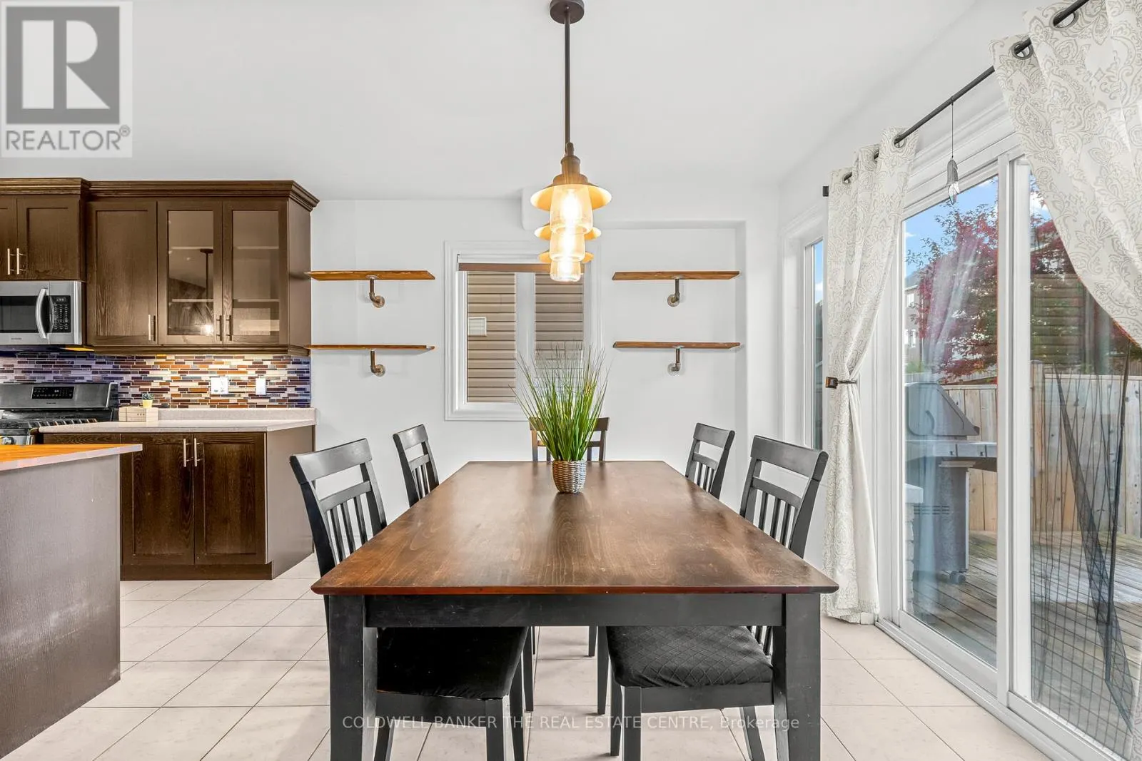 3086 EMPEROR DRIVE