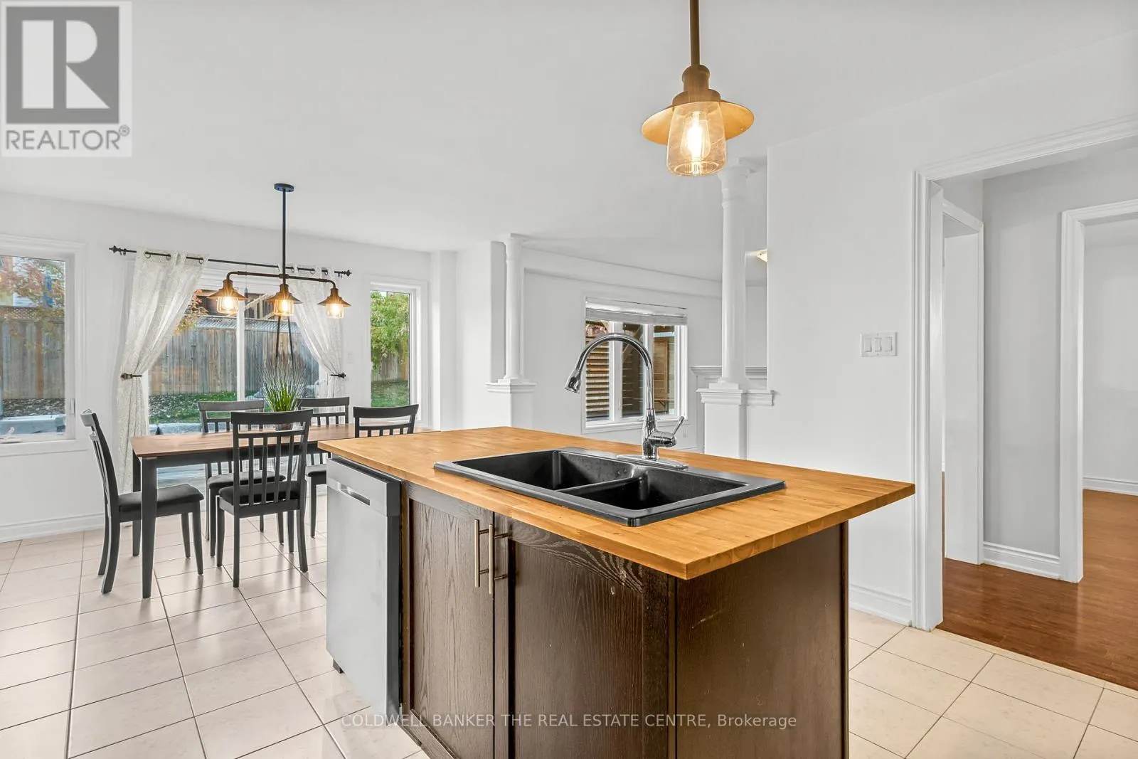 3086 EMPEROR DRIVE