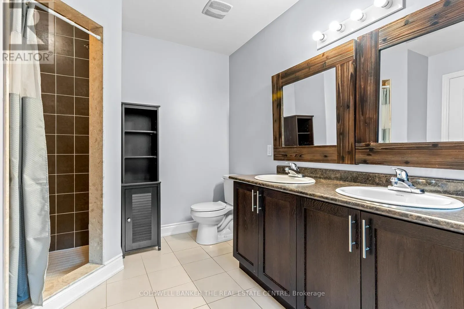 3086 EMPEROR DRIVE