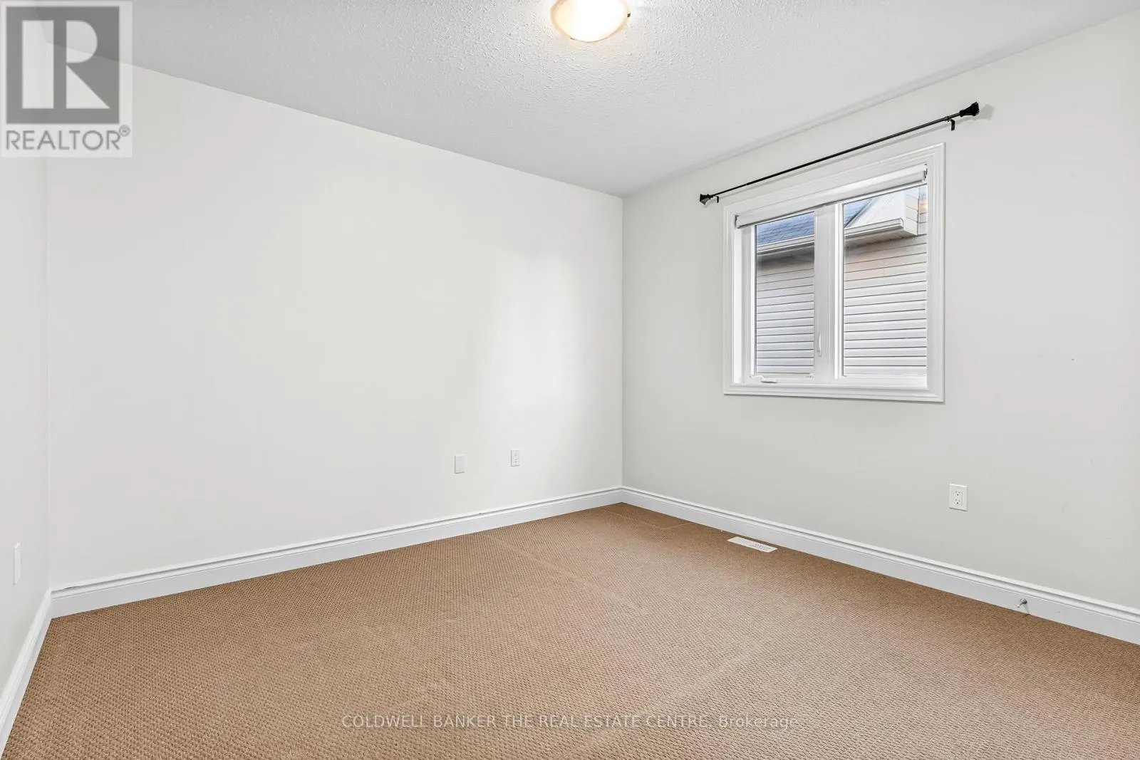 3086 EMPEROR DRIVE