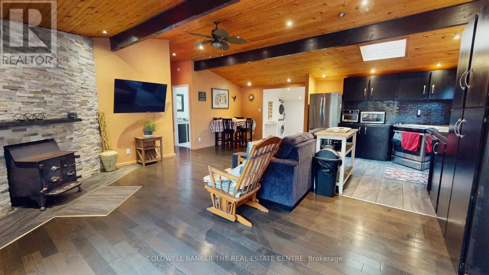 2562 NORTON ROAD