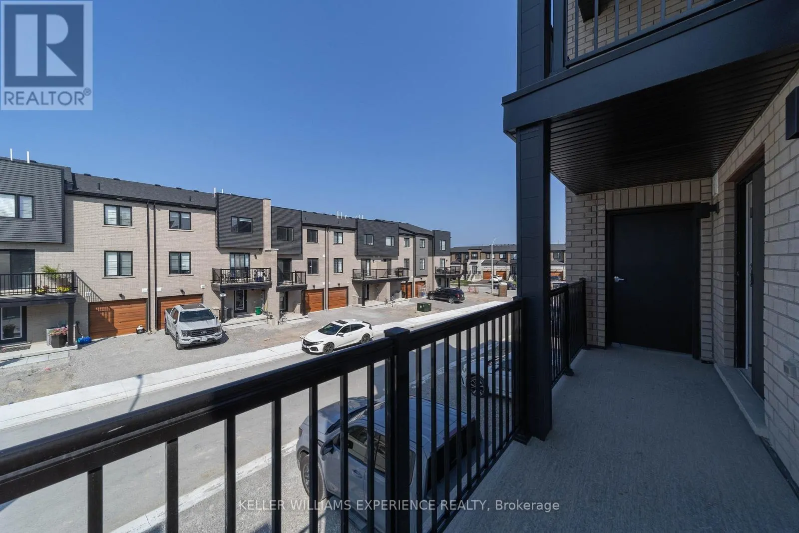 5 - 32 WAGON LANE