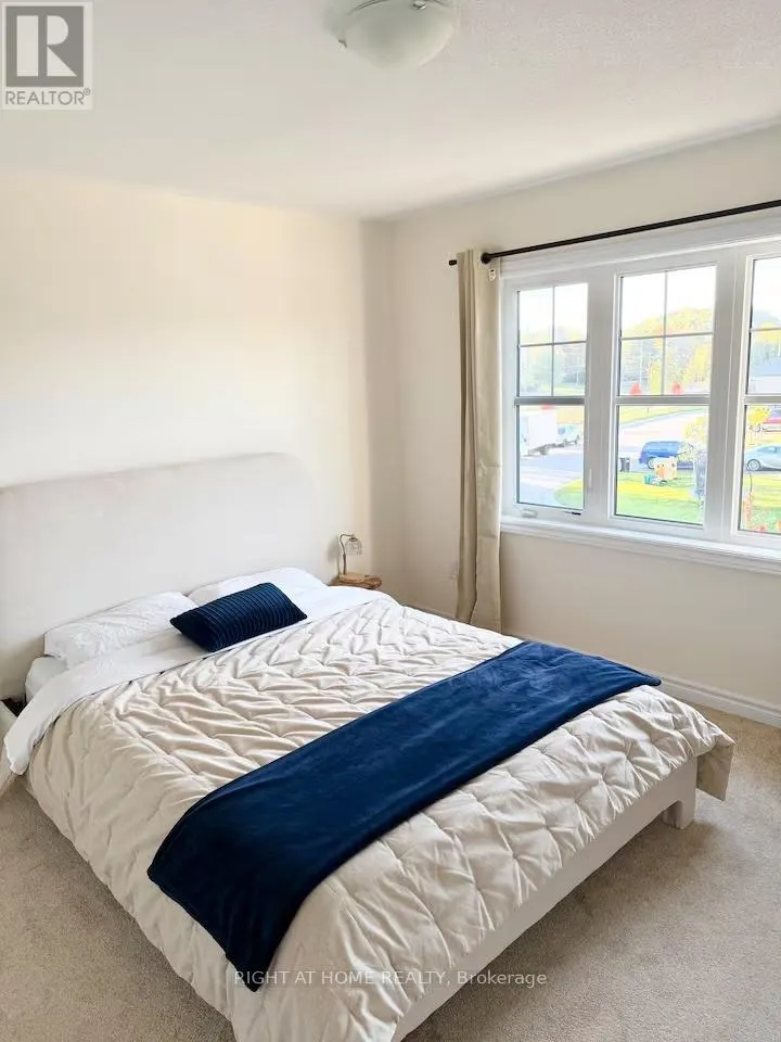 30 FEDERICA CRESCENT