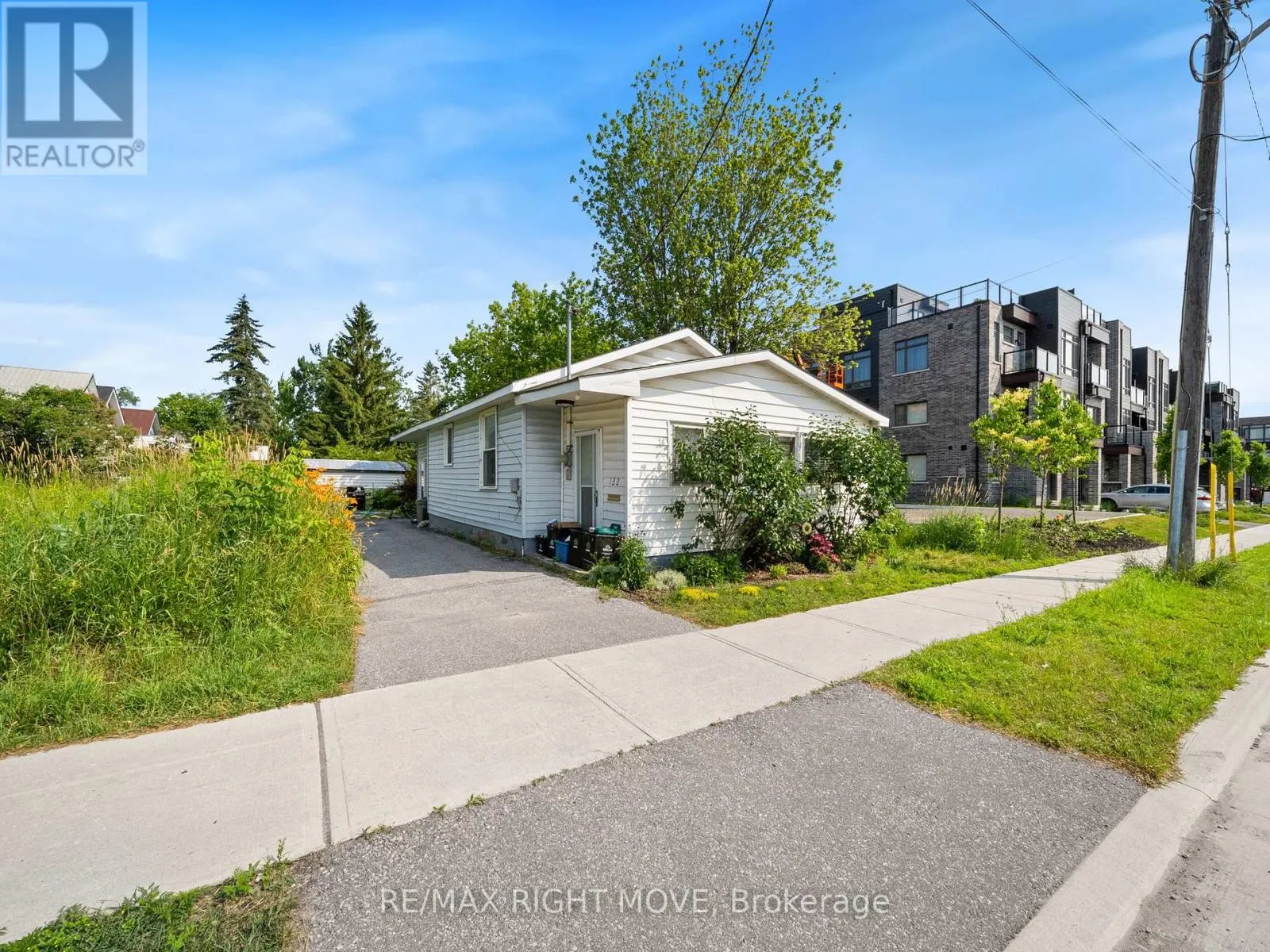 122 ELGIN STREET