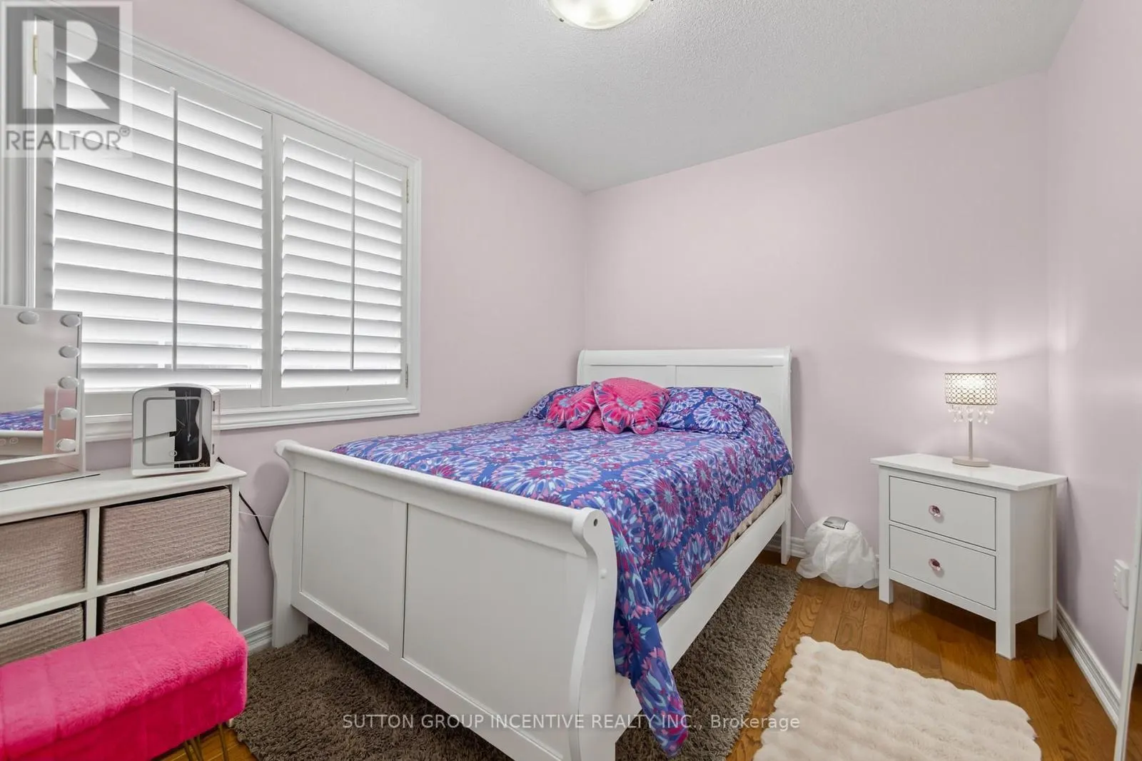 1 - 430 MAPLEVIEW DRIVE E