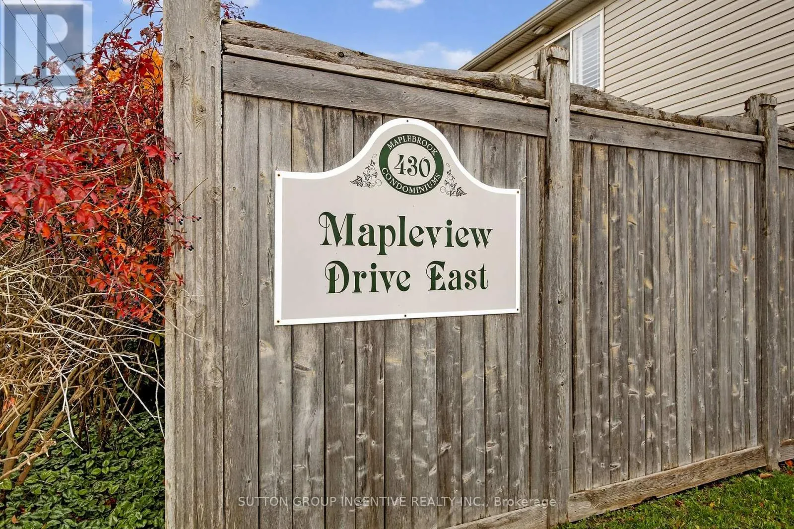 1 - 430 MAPLEVIEW DRIVE E