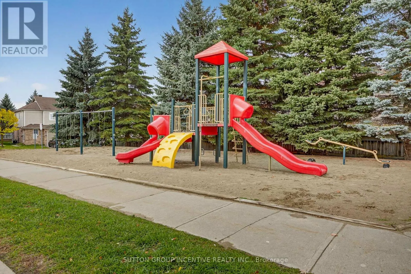 1 - 430 MAPLEVIEW DRIVE E