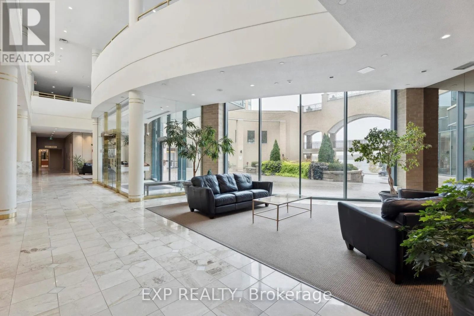 301 - 140 DUNLOP STREET E