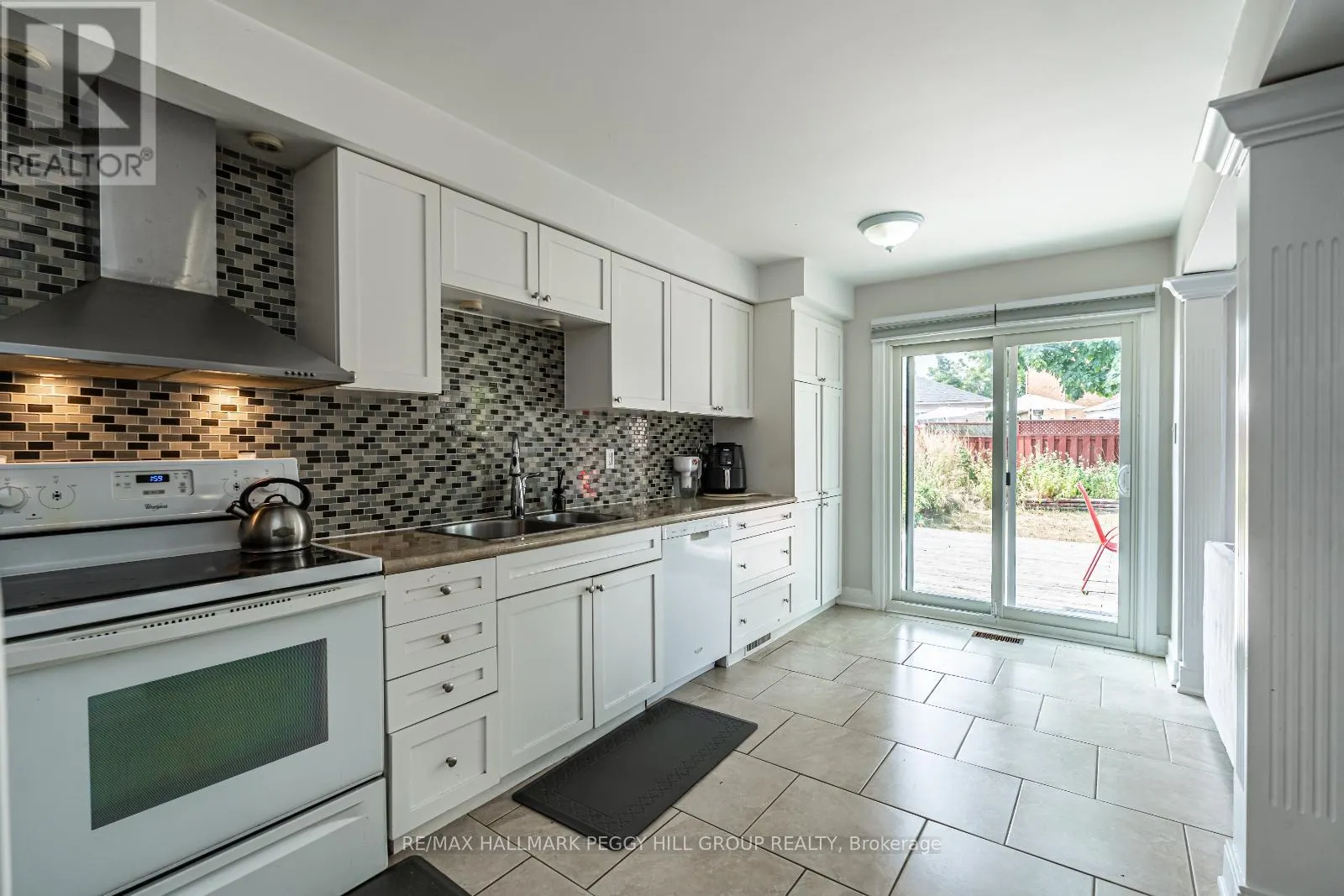 45 WEATHERUP CRESCENT
