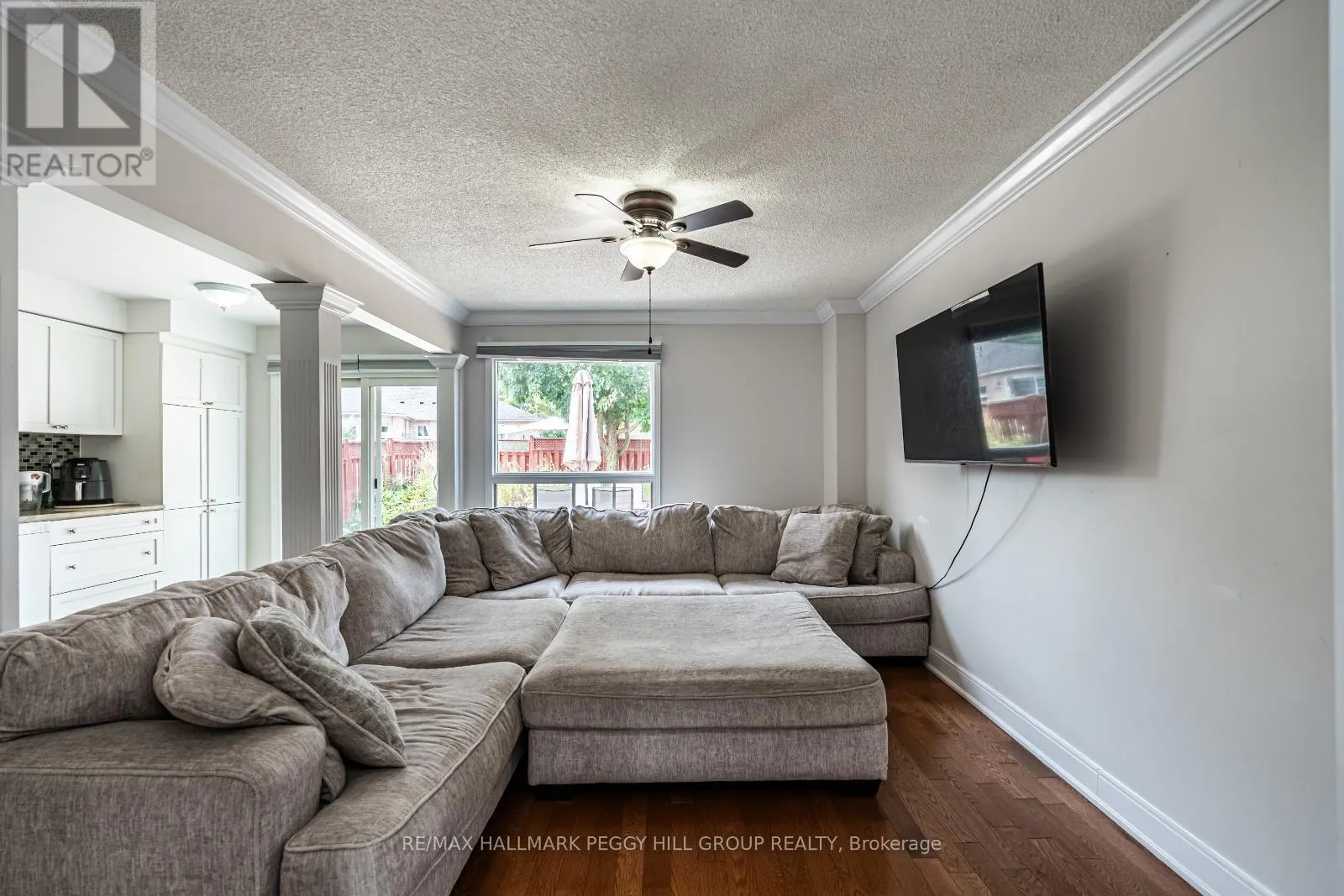 45 WEATHERUP CRESCENT