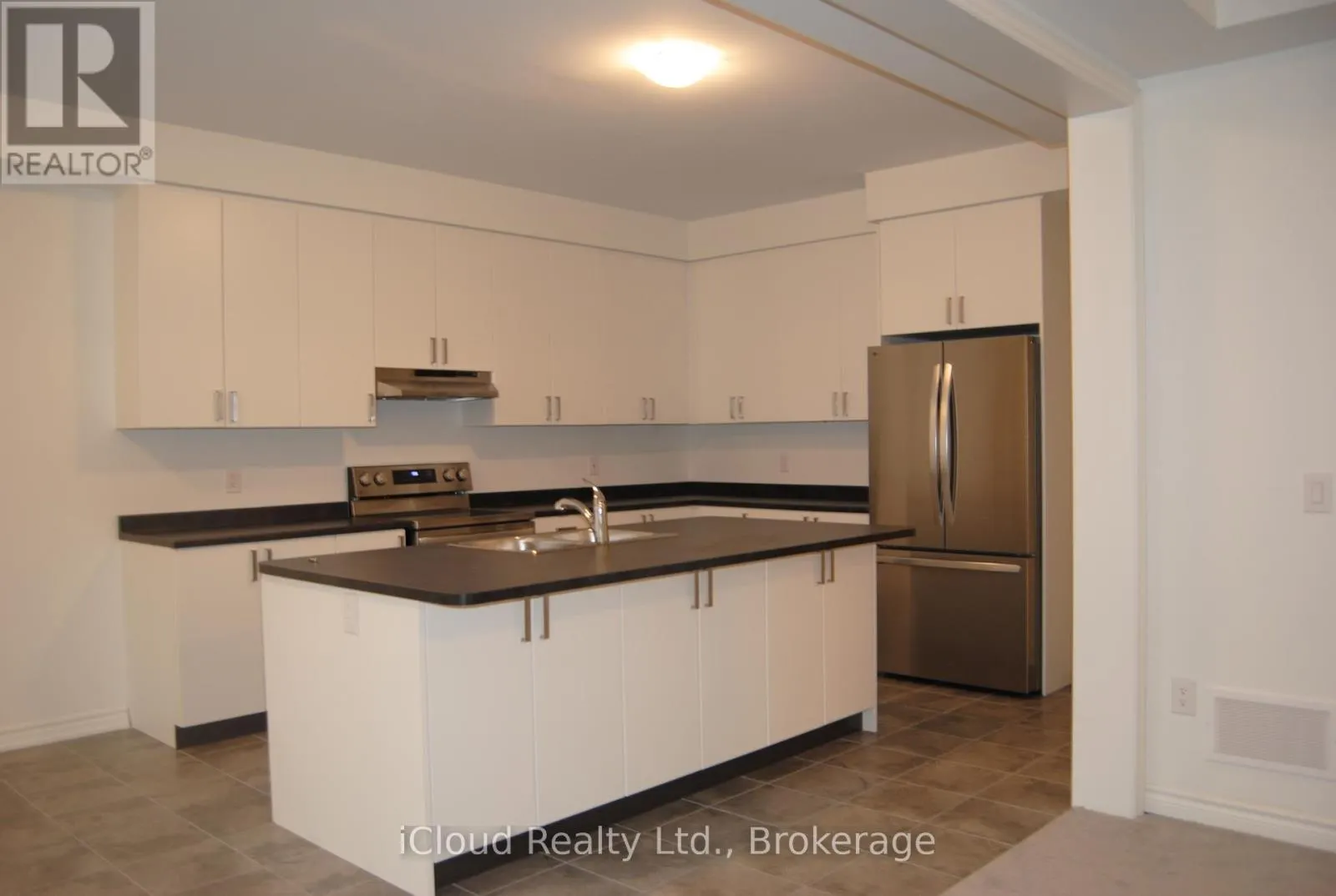 22 SASSAFRAS ROAD