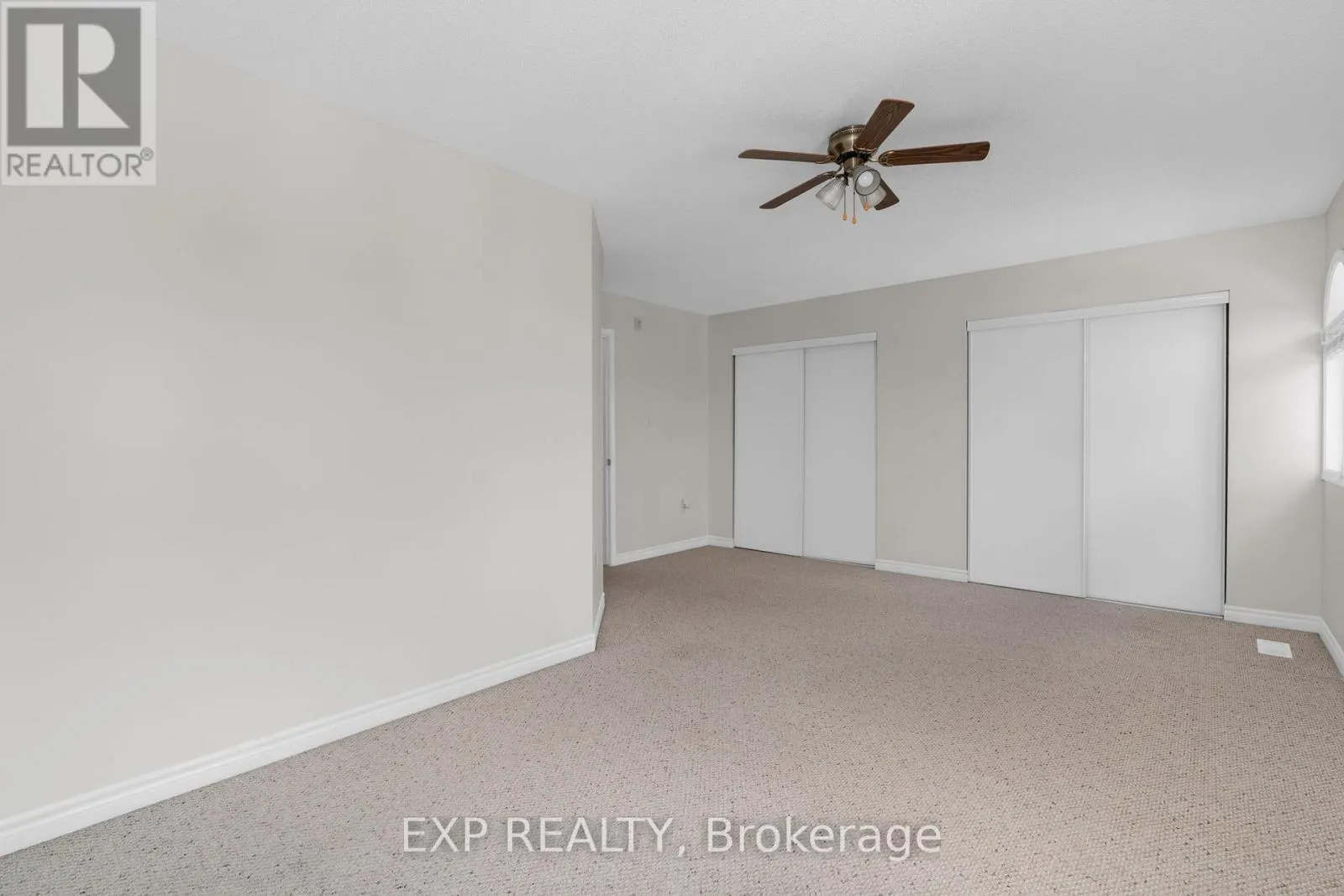 3 - 135 SYDENHAM WELLS