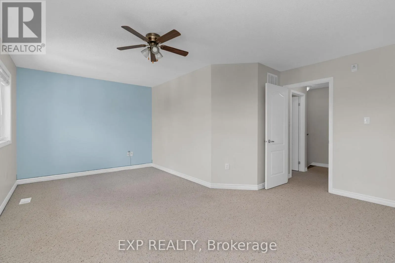 3 - 135 SYDENHAM WELLS