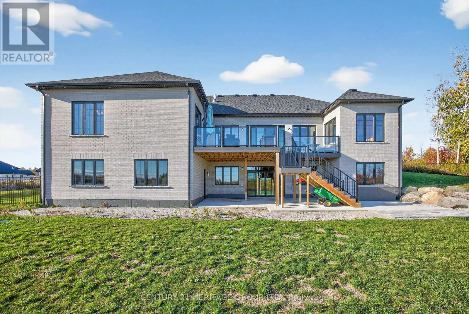 7 CALDWELL DRIVE