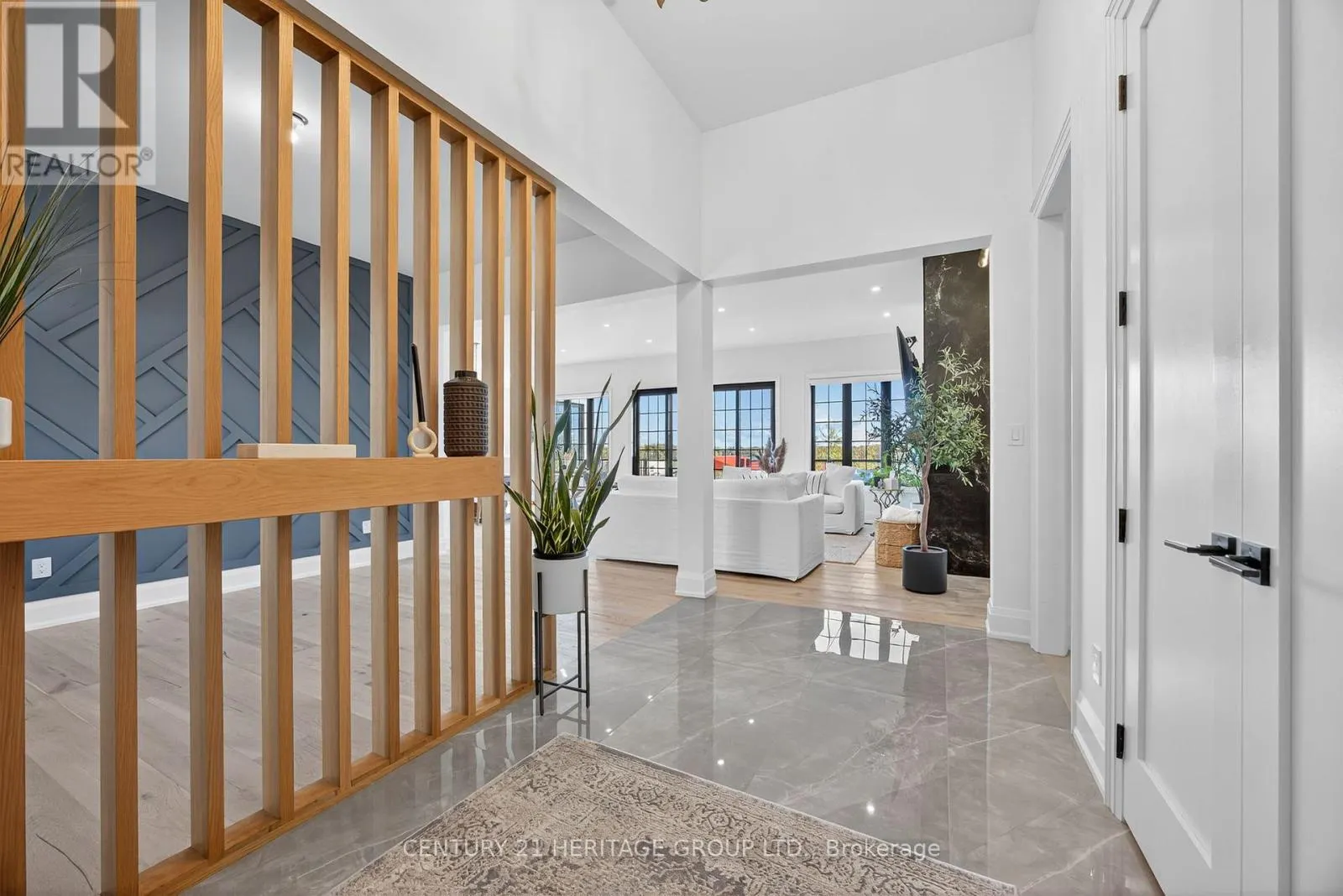 7 CALDWELL DRIVE