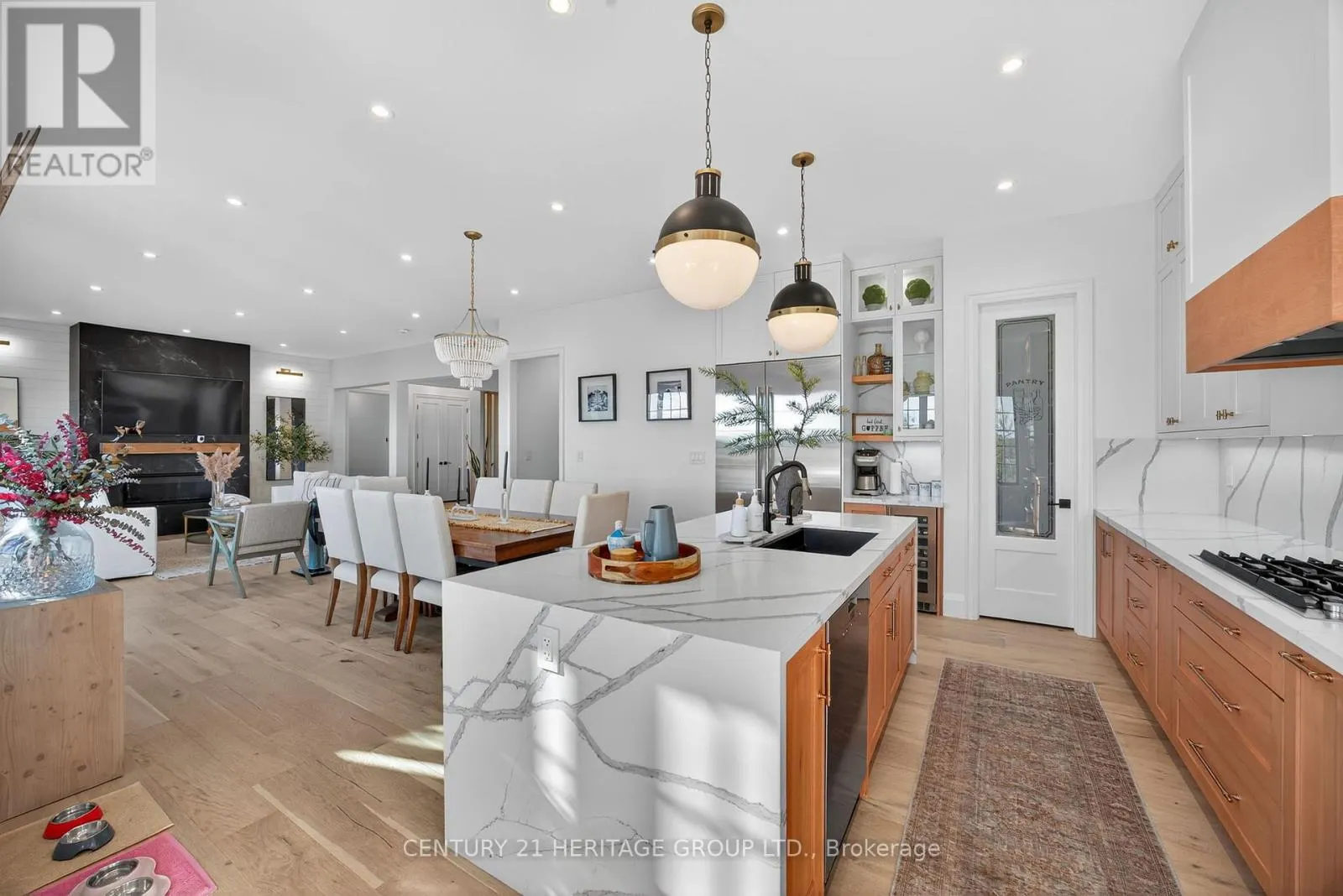 7 CALDWELL DRIVE
