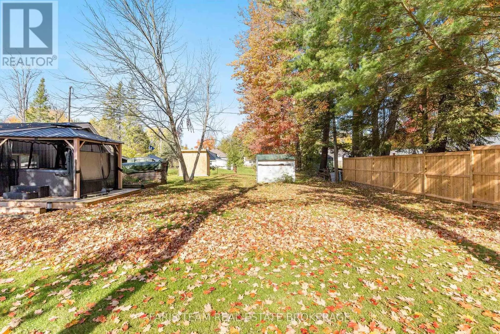 53 PLAYFAIR DRIVE