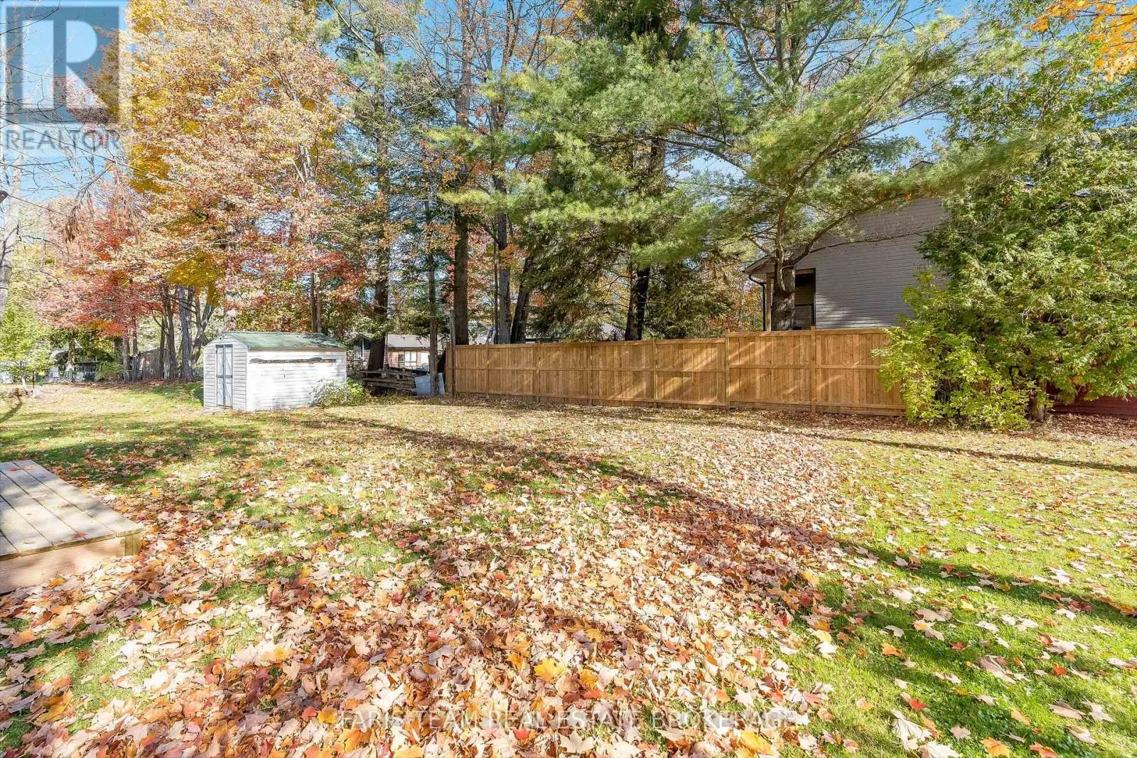 53 PLAYFAIR DRIVE
