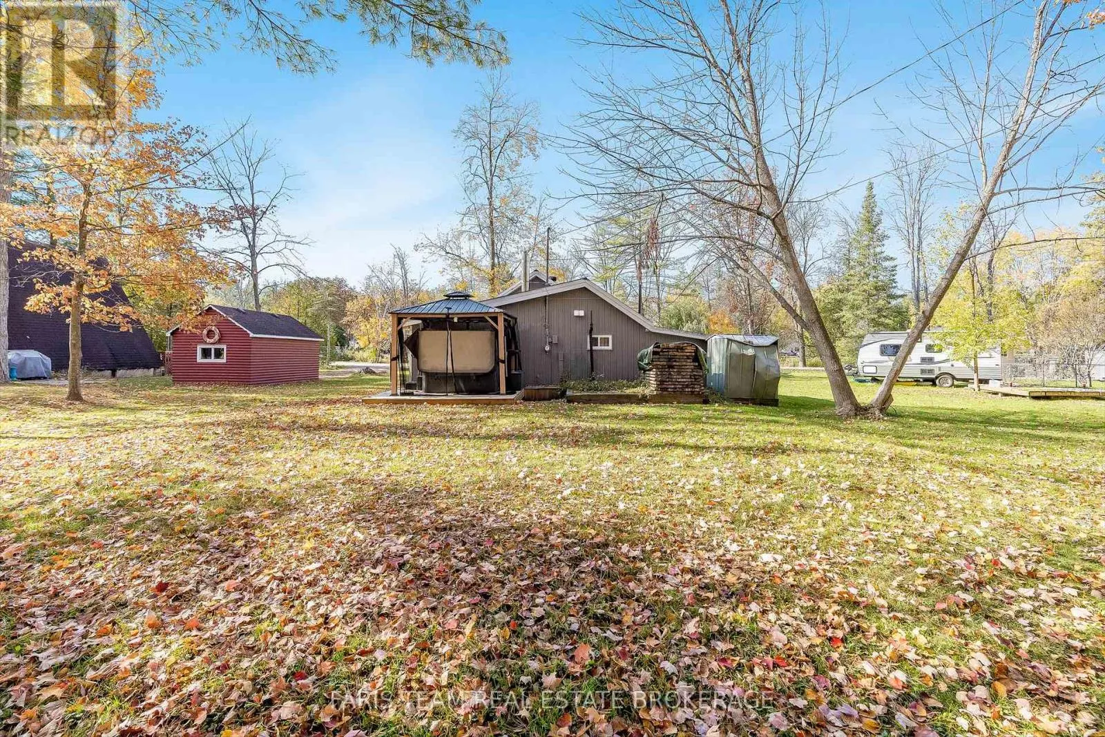 53 PLAYFAIR DRIVE