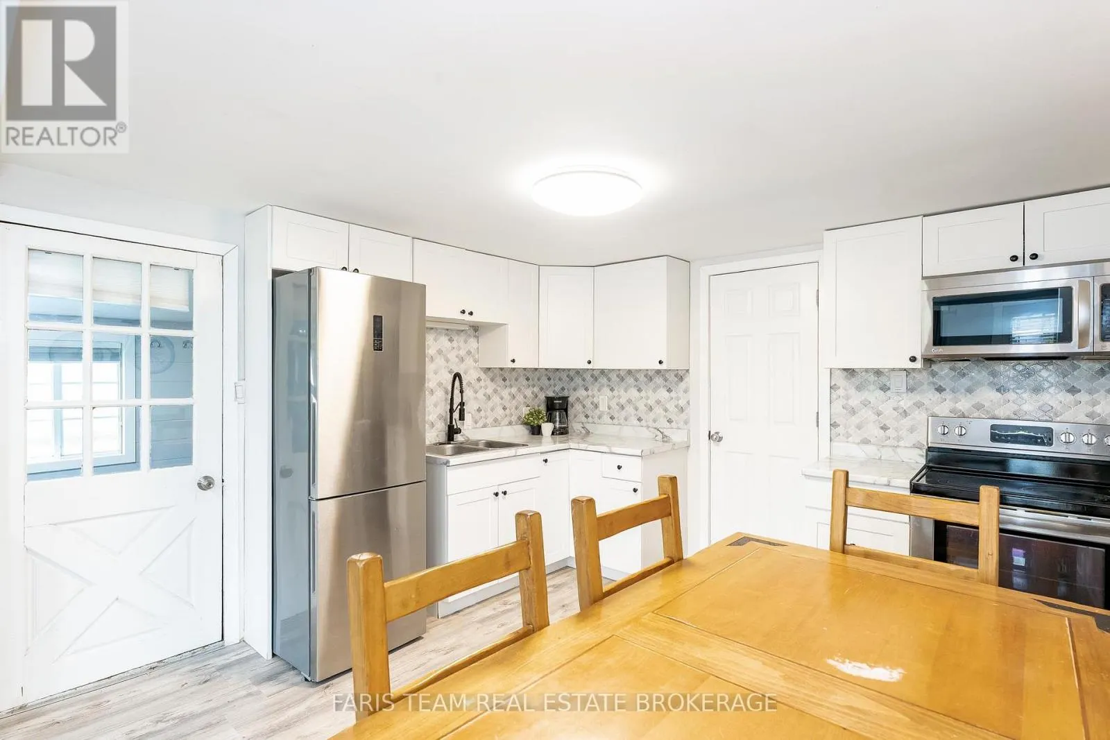 53 PLAYFAIR DRIVE