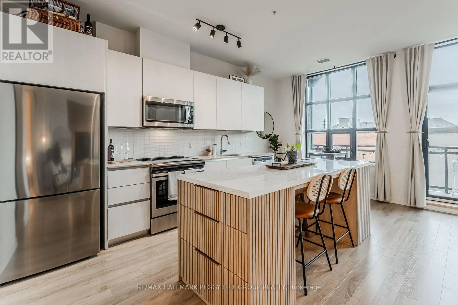 310 - 21 MATCHEDASH STREET S