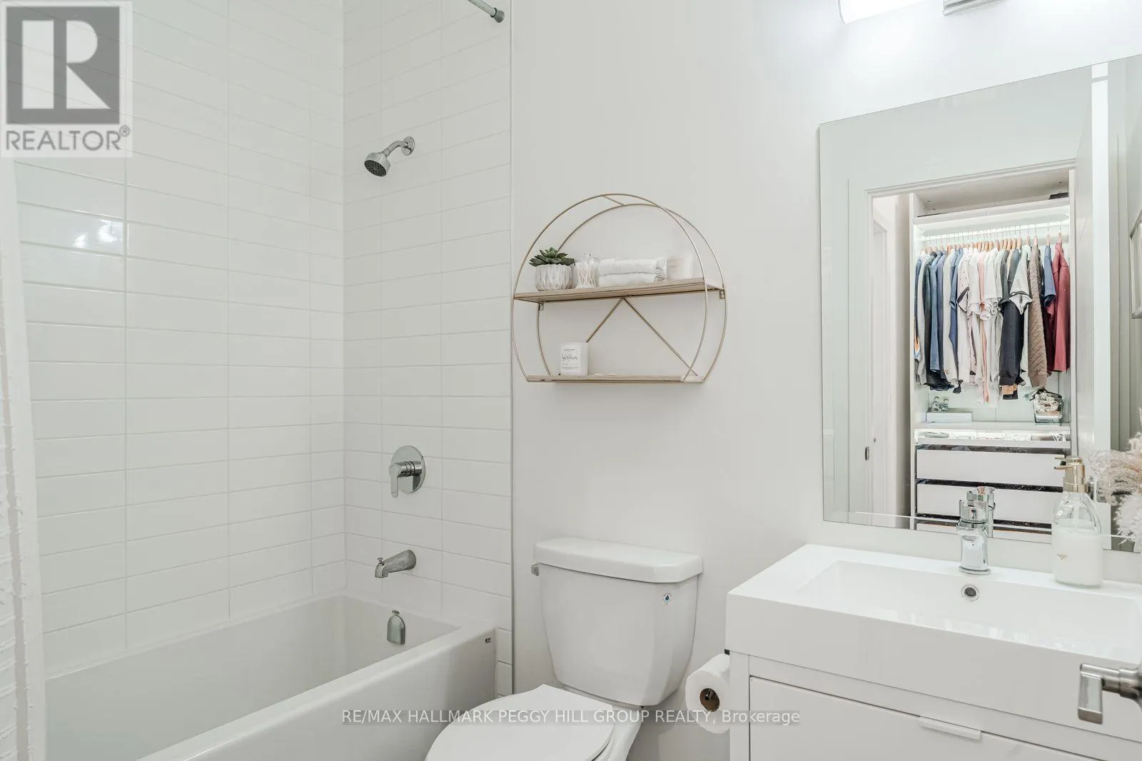 310 - 21 MATCHEDASH STREET S