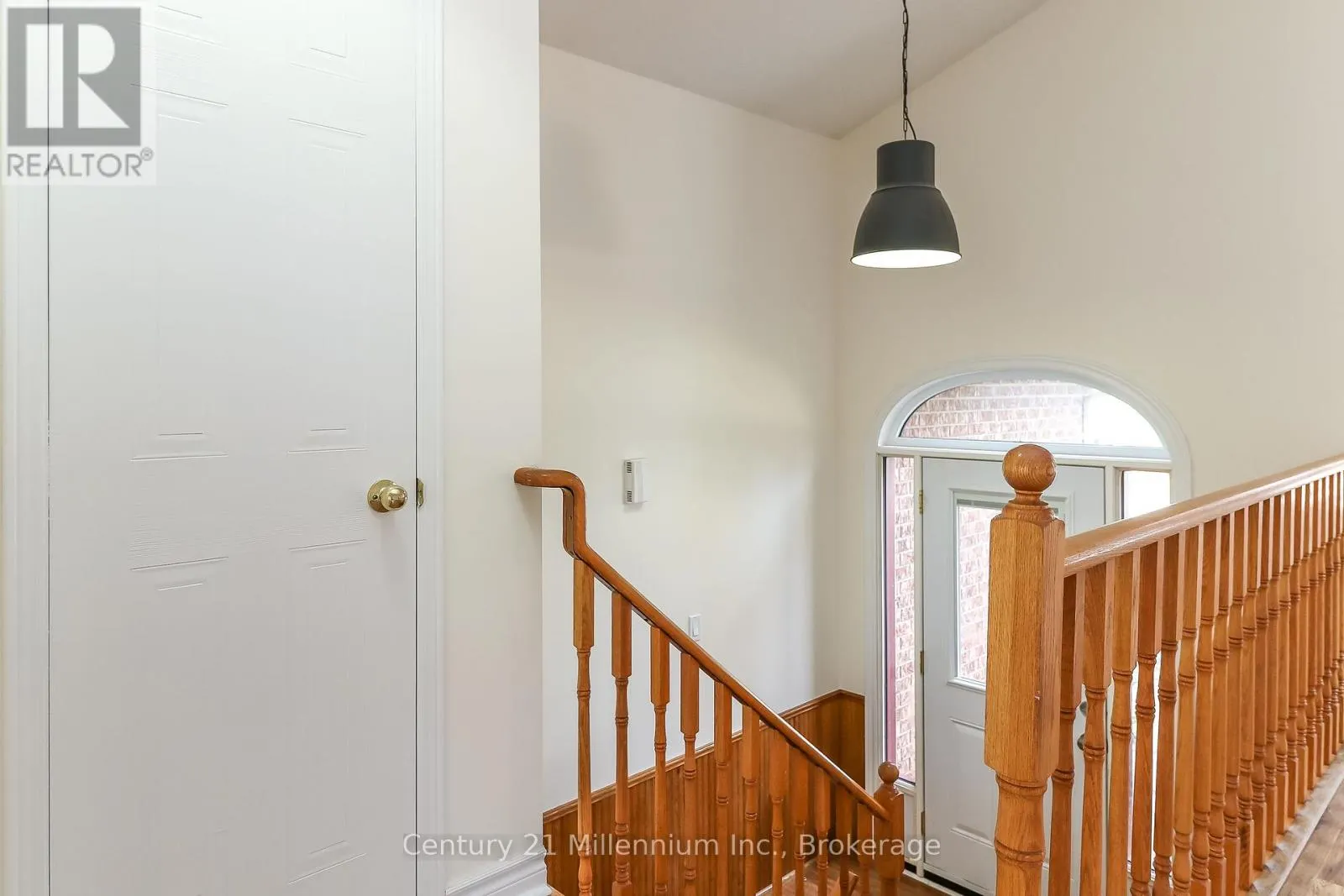 71 DONALD CRESCENT