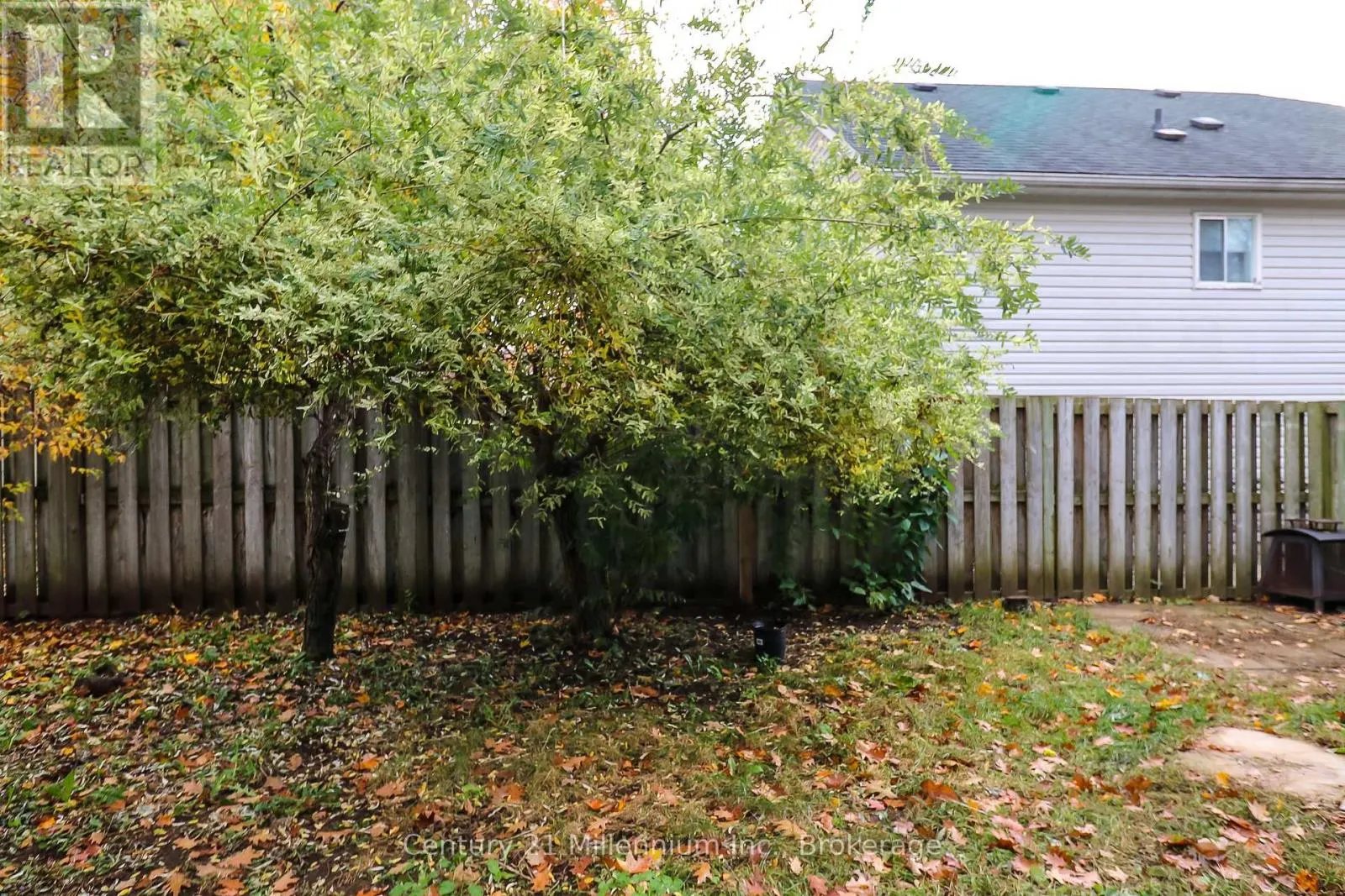 71 DONALD CRESCENT