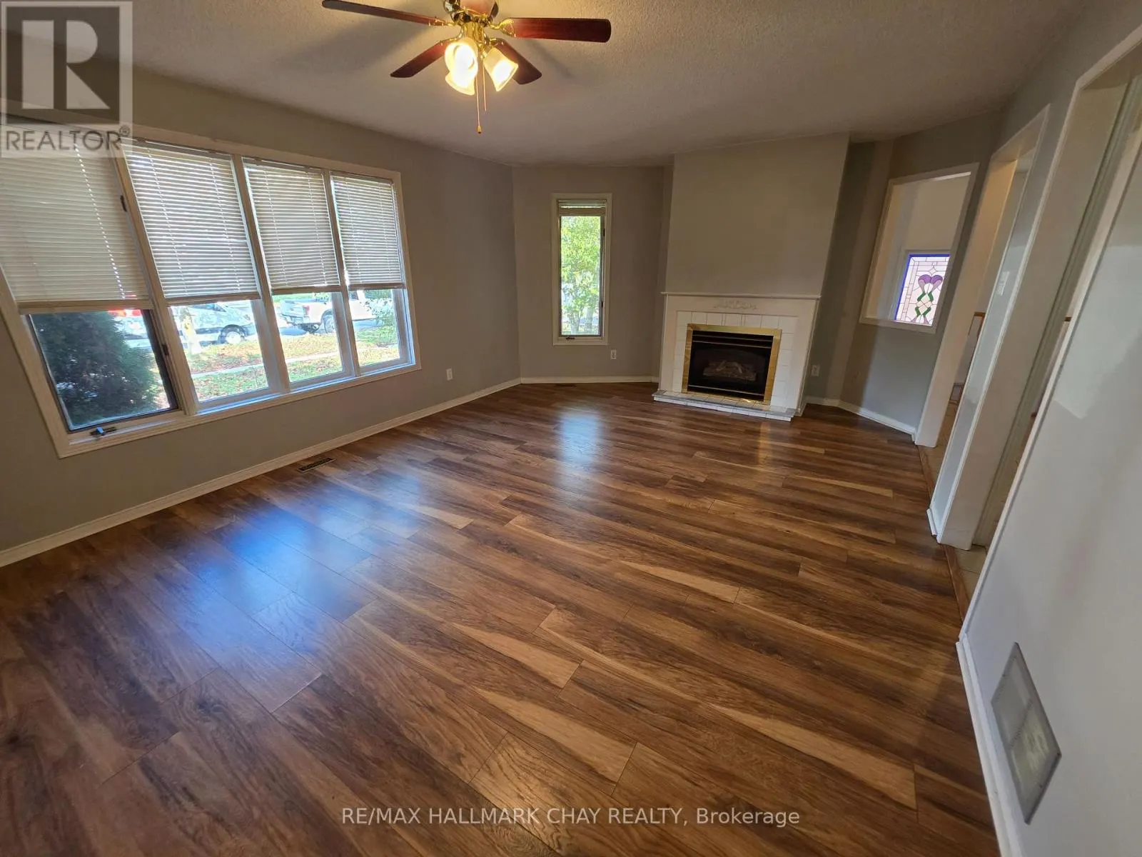 199 LIVINGSTONE STREET W