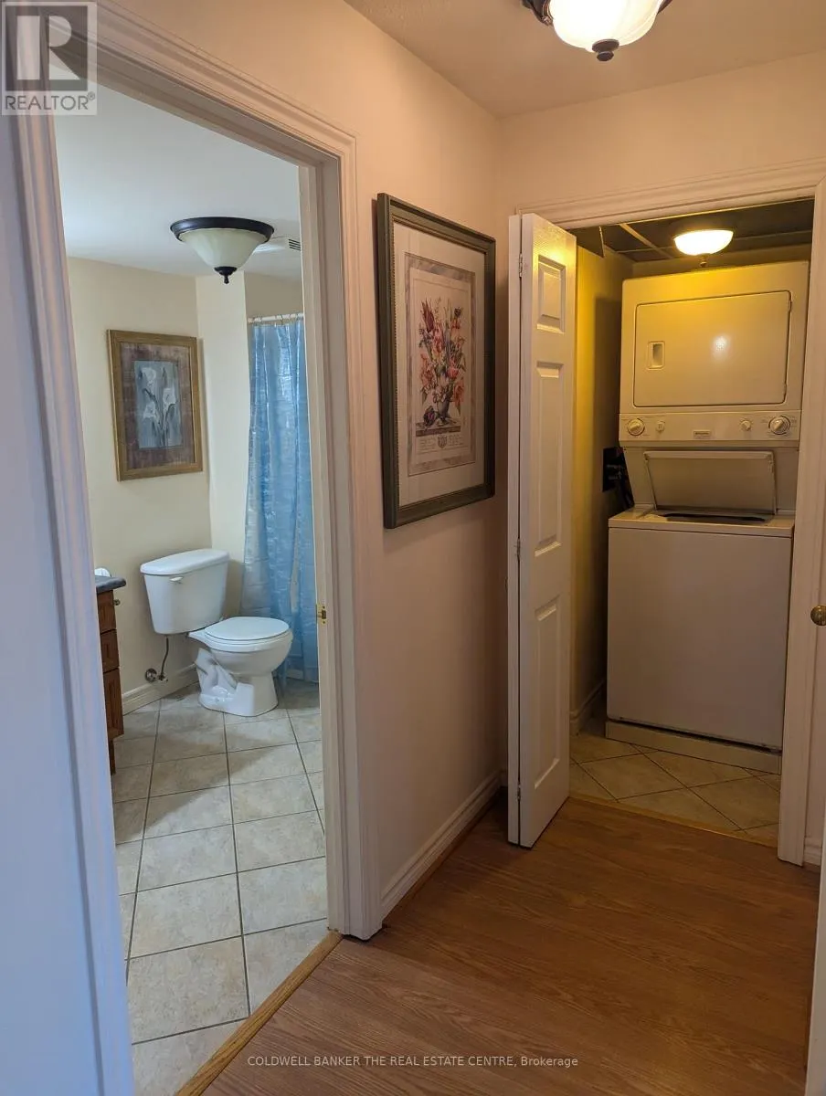 212 - 49 JACOBS TERRACE