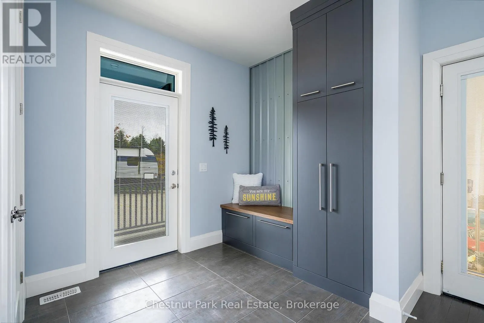 2642 FAIRGROUNDS ROAD S