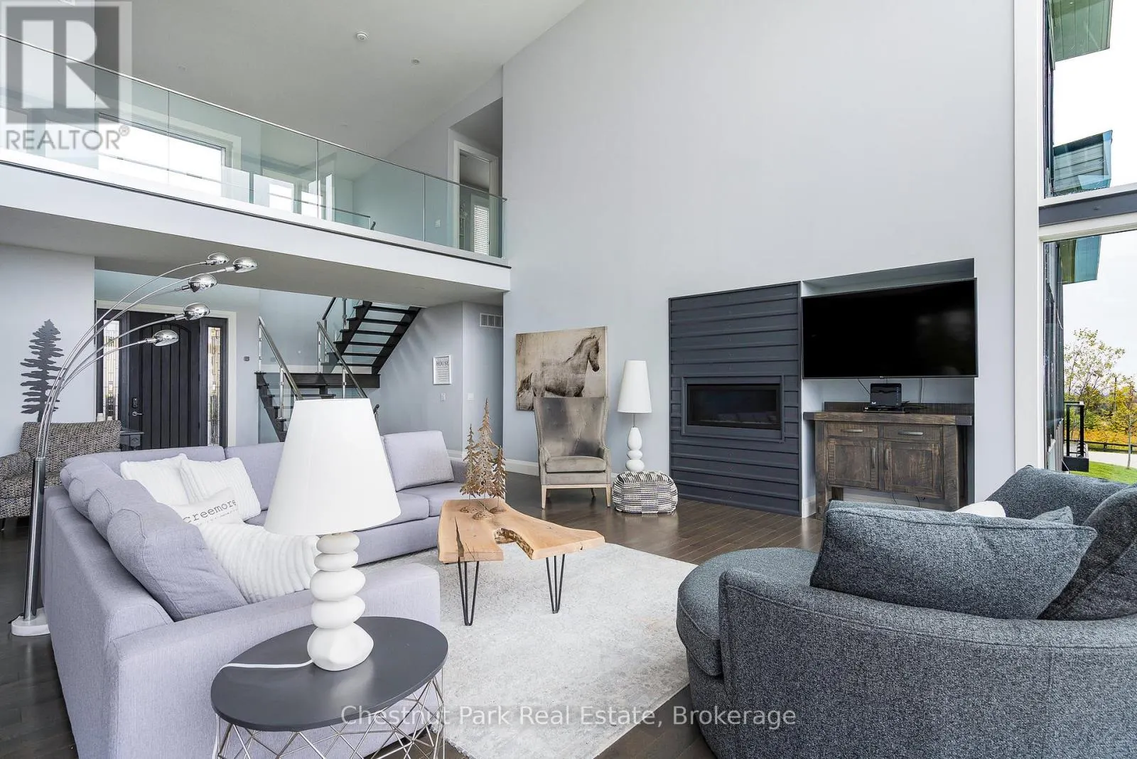 2642 FAIRGROUNDS ROAD S