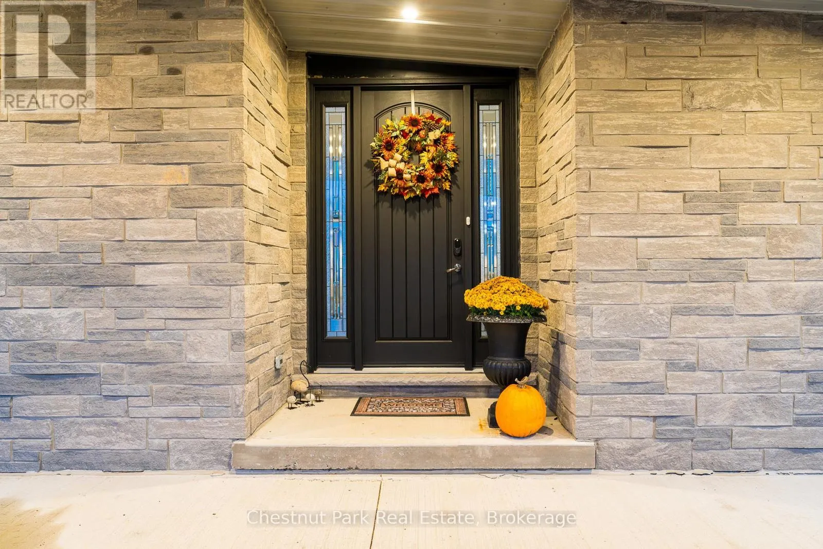 2642 FAIRGROUNDS ROAD S