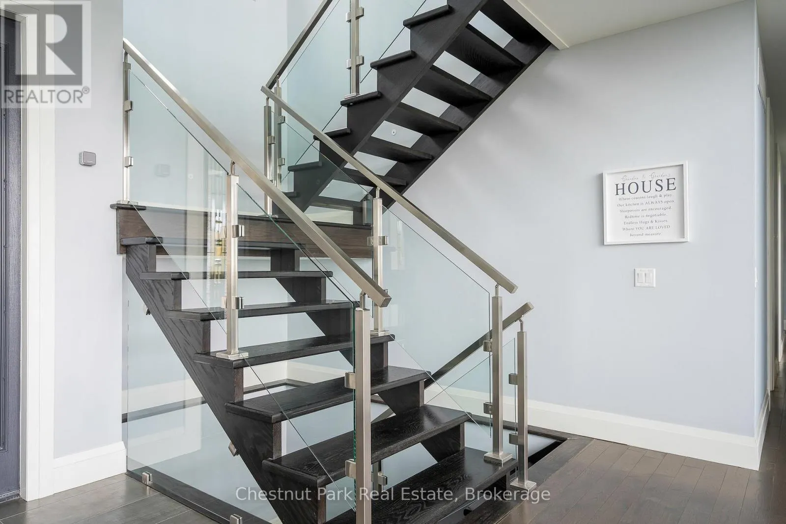 2642 FAIRGROUNDS ROAD S