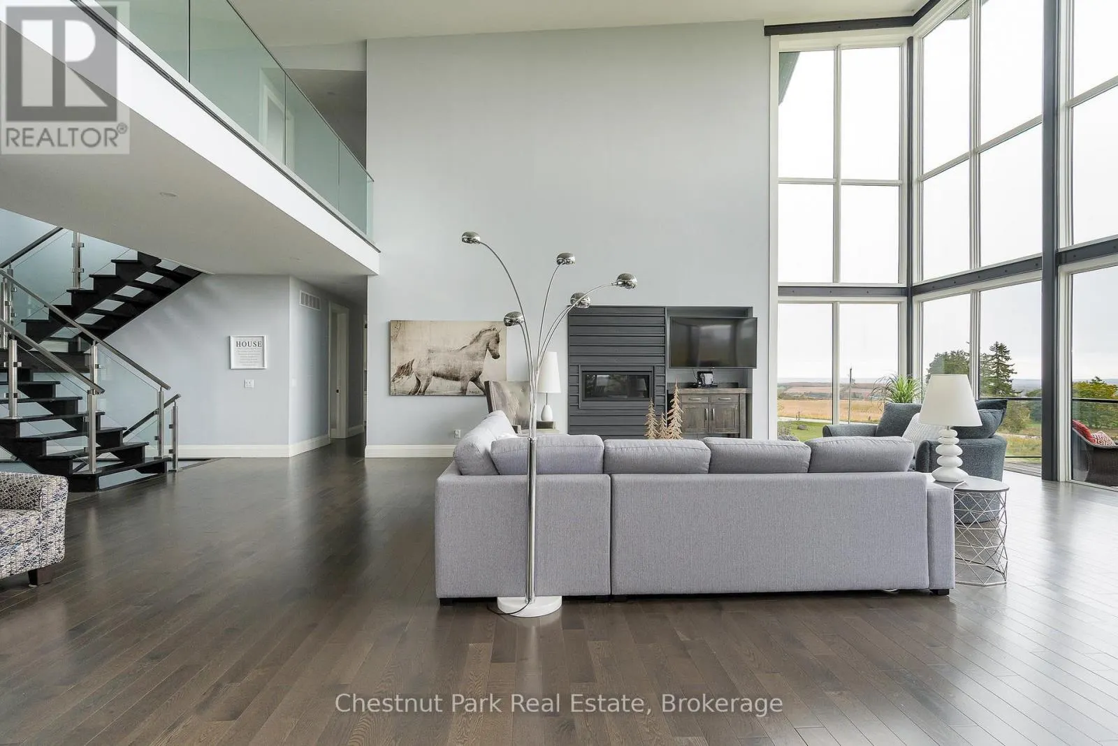 2642 FAIRGROUNDS ROAD S