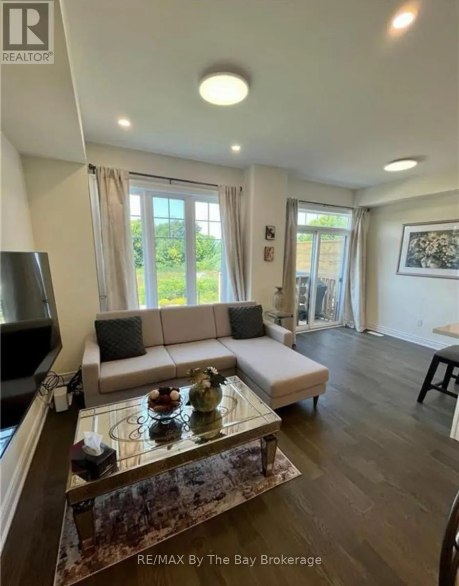 20 LITTLE RIVER CROSSING