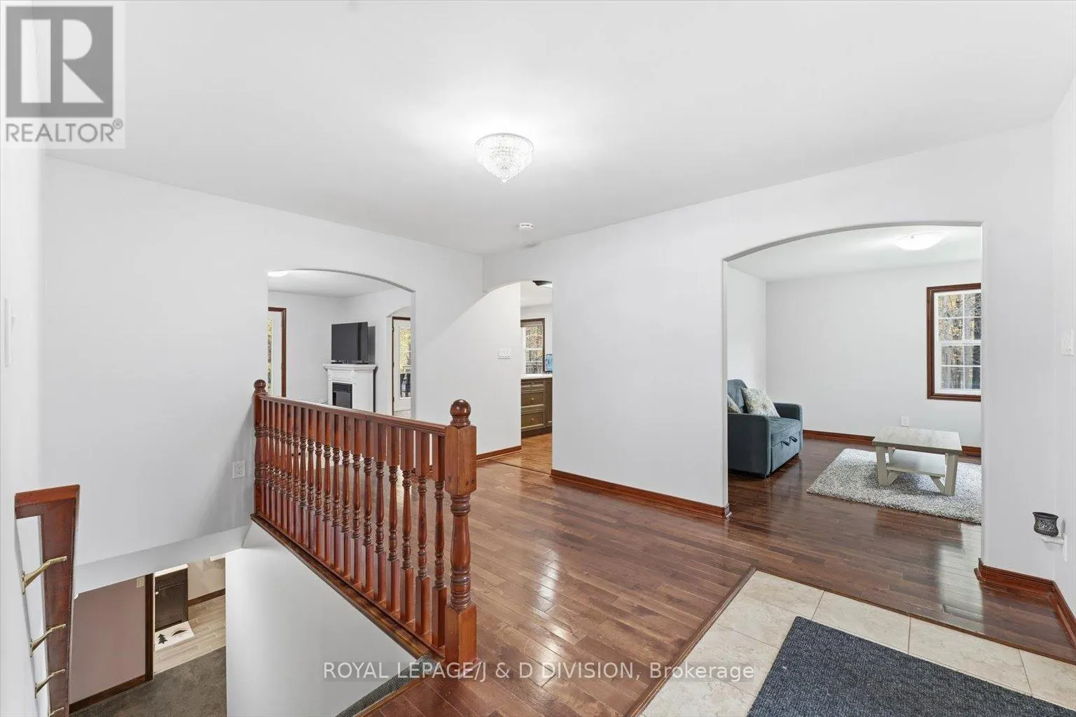 2925 PINECONE TRAIL