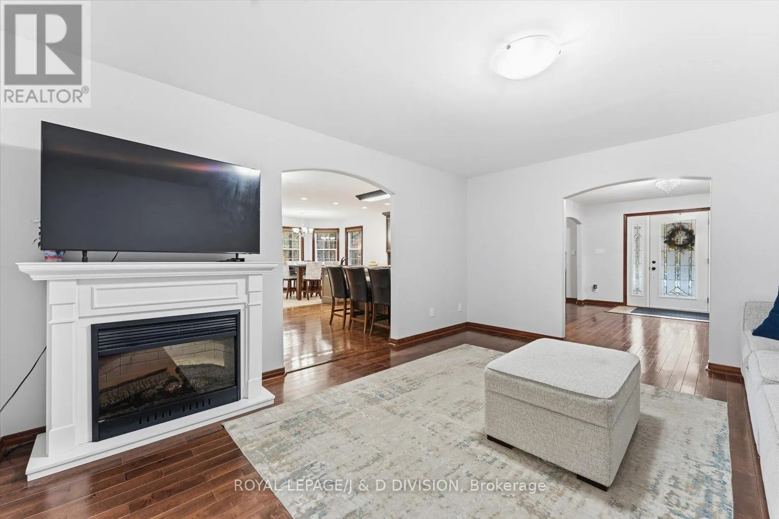 2925 PINECONE TRAIL