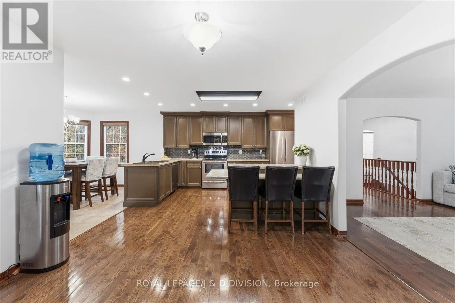2925 PINECONE TRAIL