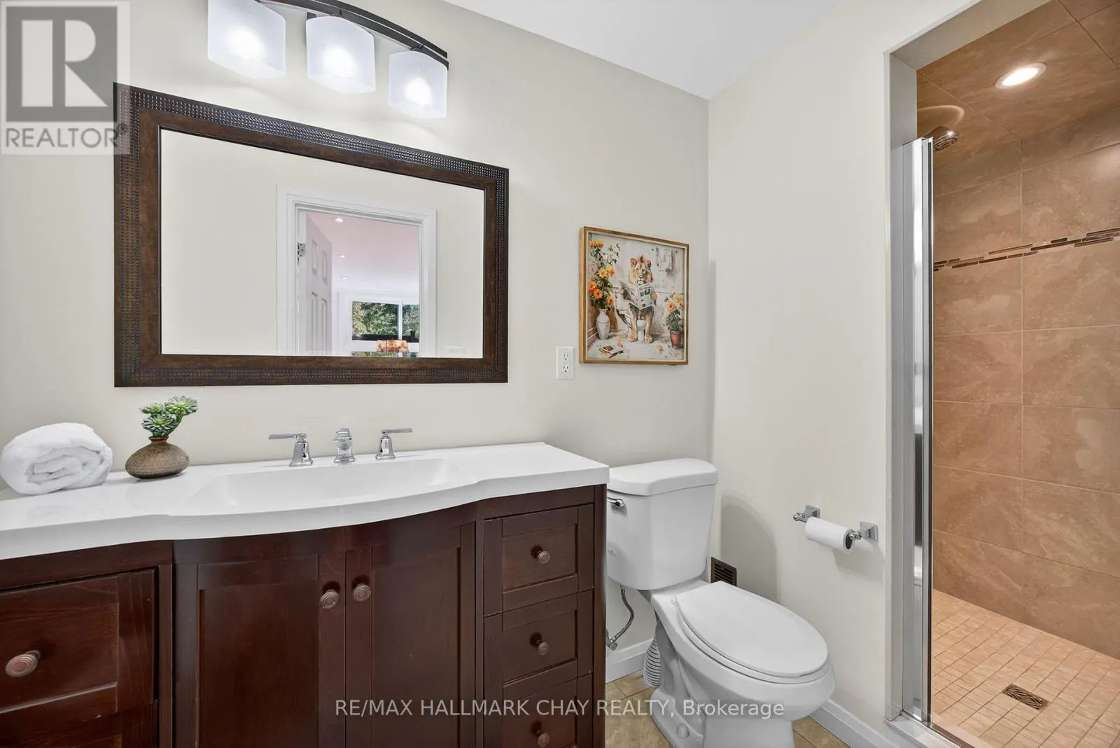 668 BROADVIEW AVENUE